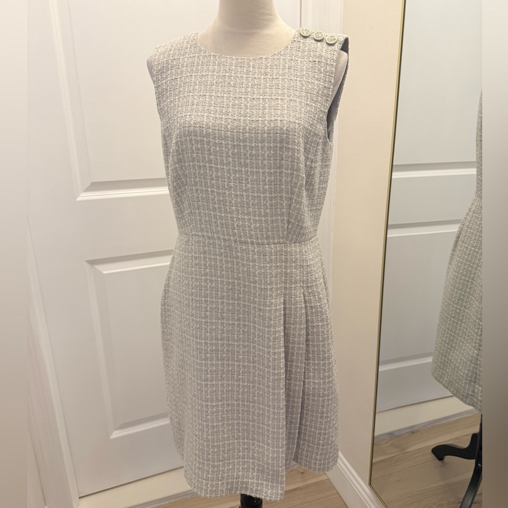 ANN TAYLOR GRAY TWEED SHEATH DRESS 6 - Picture 9 of 12